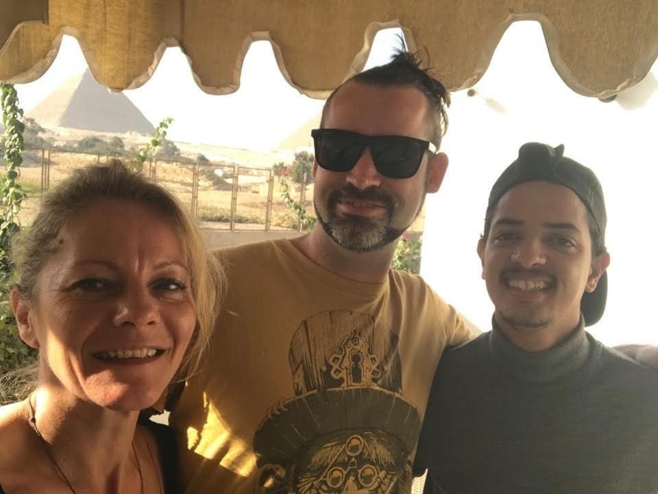 Studio Farida Pyramids View Kafret el-Gabal Екстериор снимка